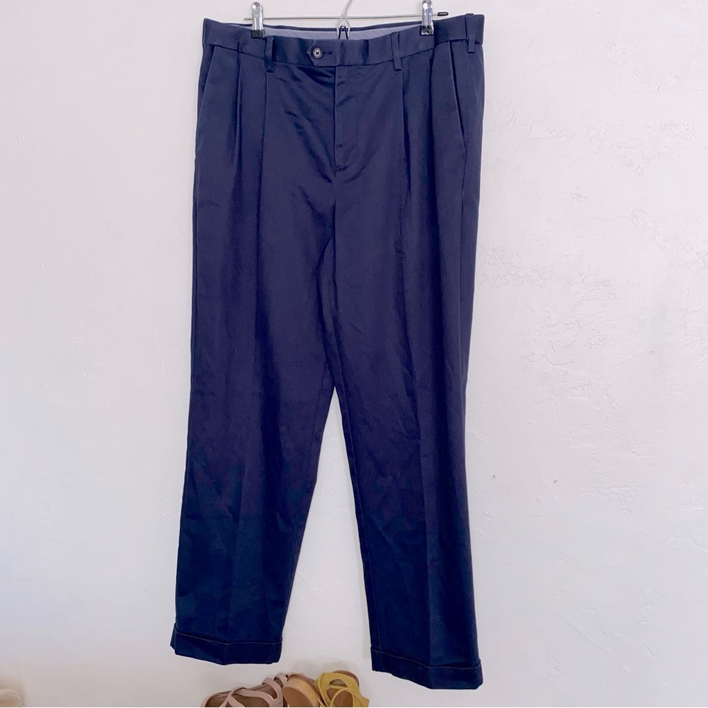 Croft & Barrow Men’s Pleated Navy Dress Pants 36X32 Gently Used